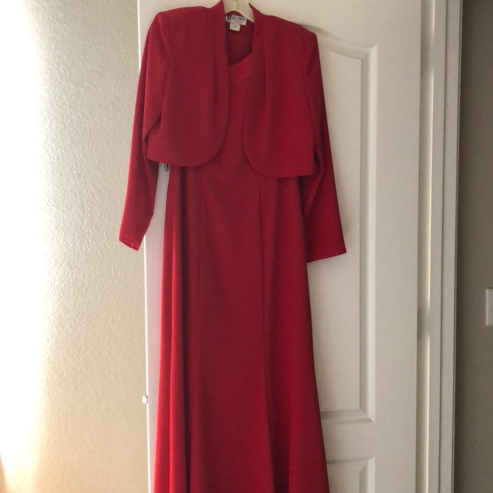 Very beautiful formal dress